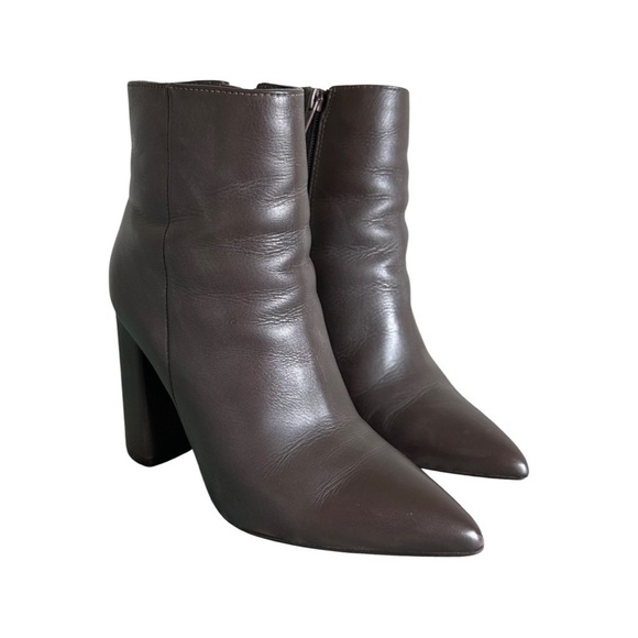 STEVE MADDEN Pointed Toe Block-heel Ankle Bootie - Picture 4 of 10